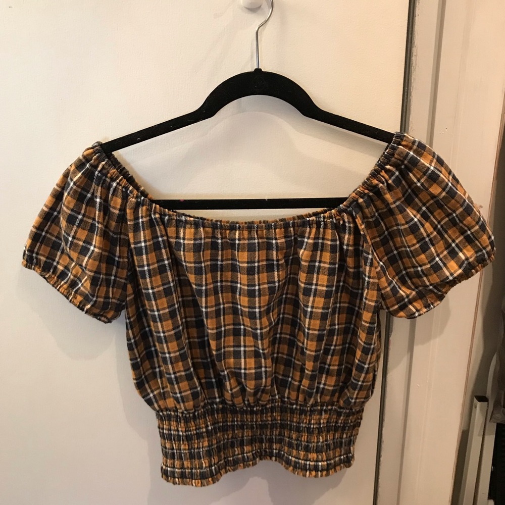 Aeropostale crop top :)